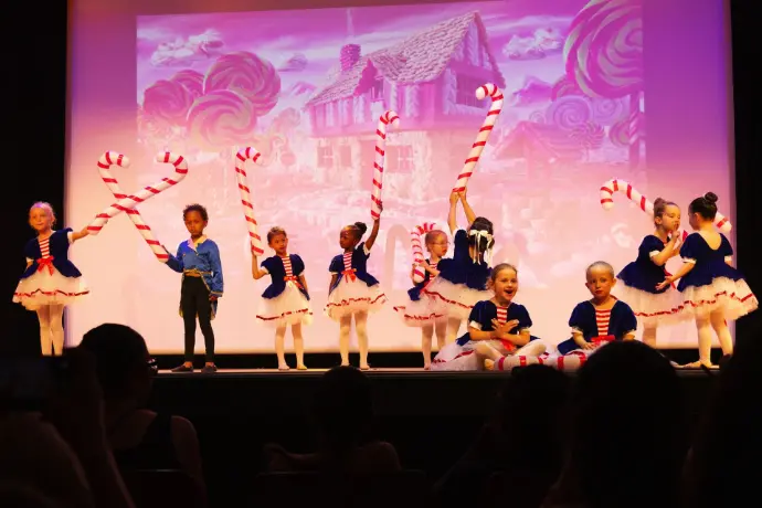 Spectacle Compagnie Prés Saint Gervais proche Les Lilas